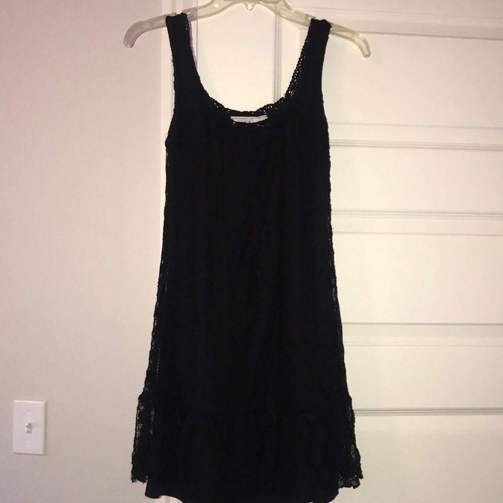Tank top sleeve, short black dress